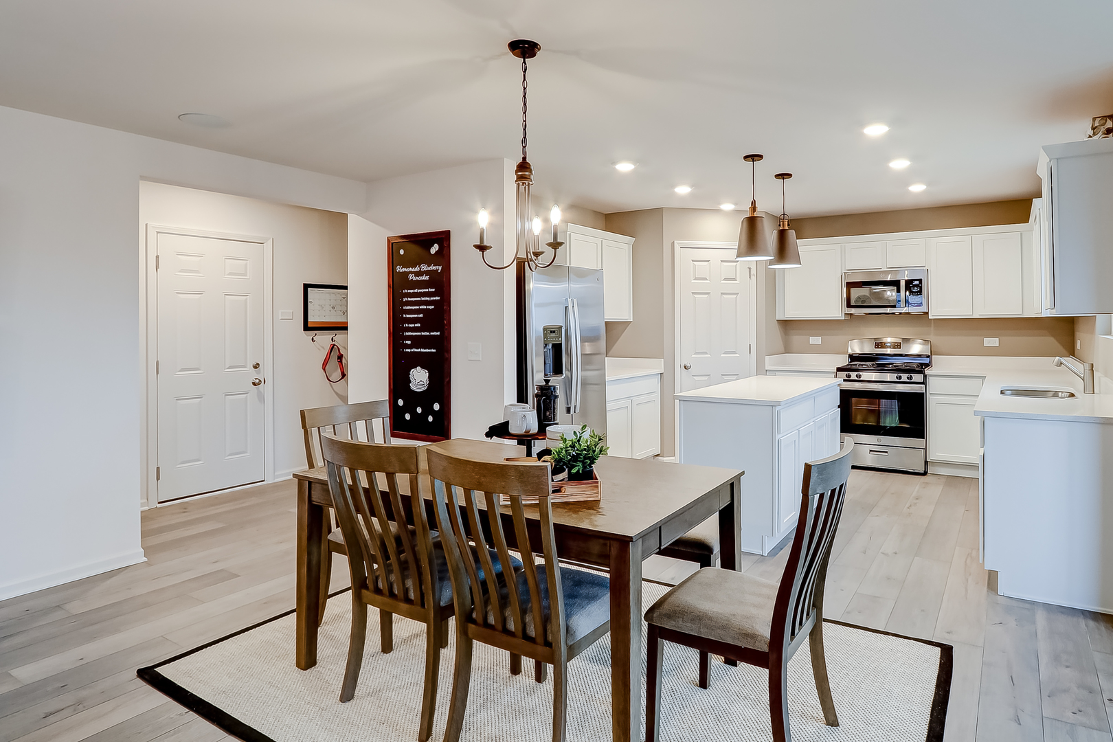 1743 Breton Avenue, North Aurora, IL 60542