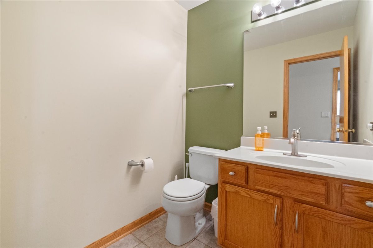 1100 Franklin Street, Mundelein, IL 60060