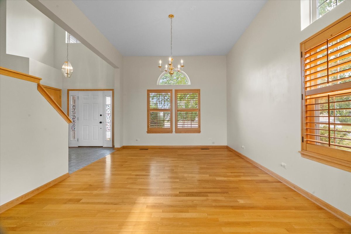 1100 Franklin Street, Mundelein, IL 60060