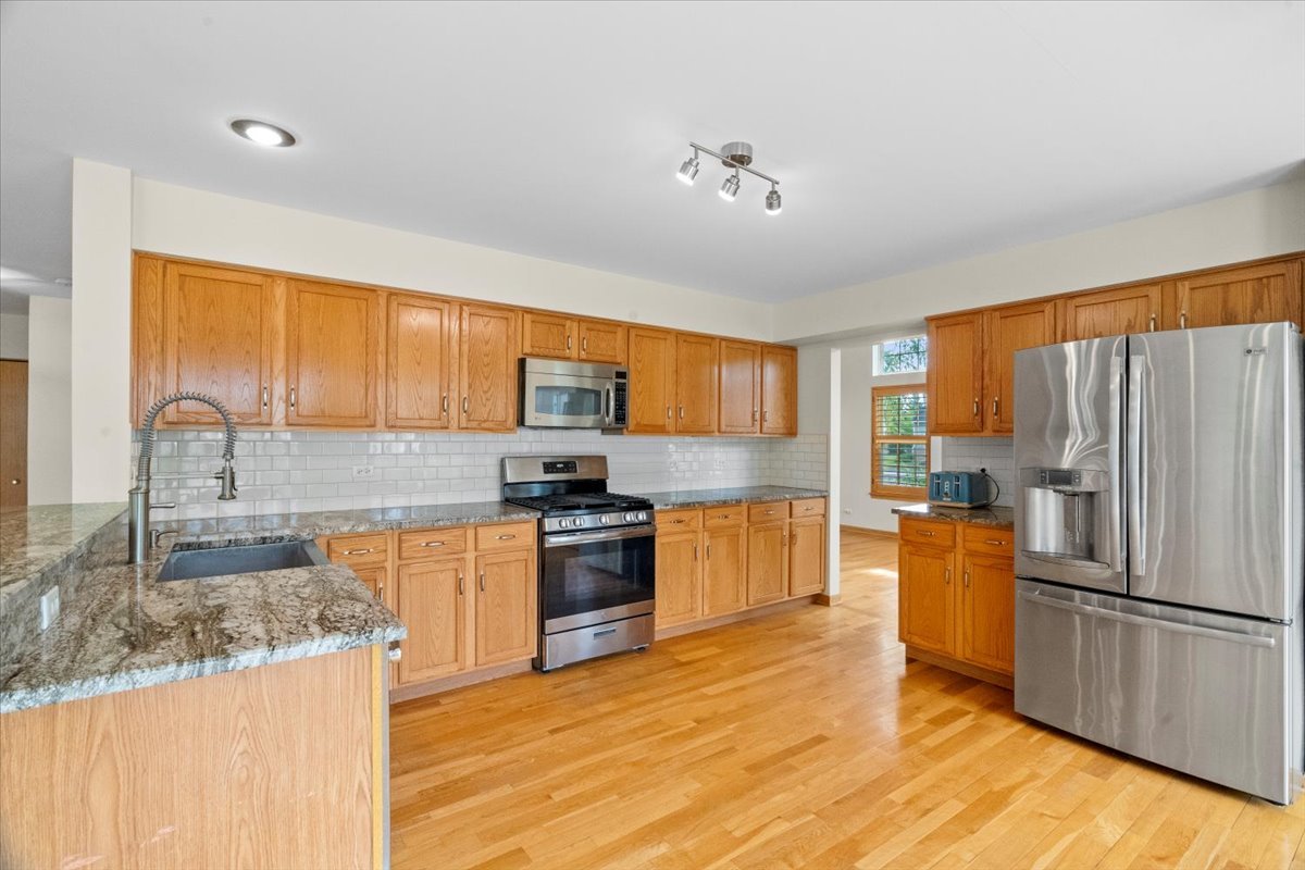 1100 Franklin Street, Mundelein, IL 60060