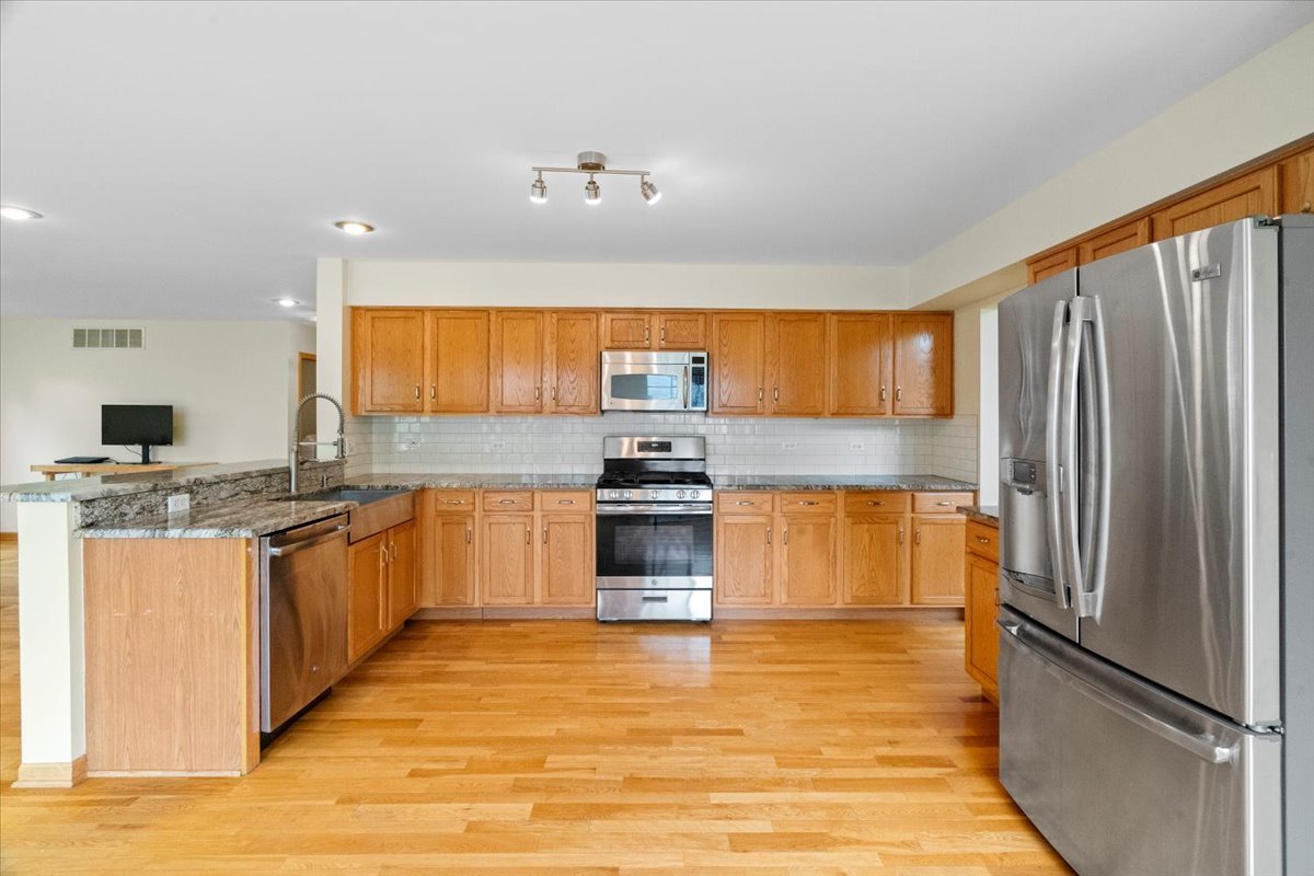 1100 Franklin Street, Mundelein, IL 60060