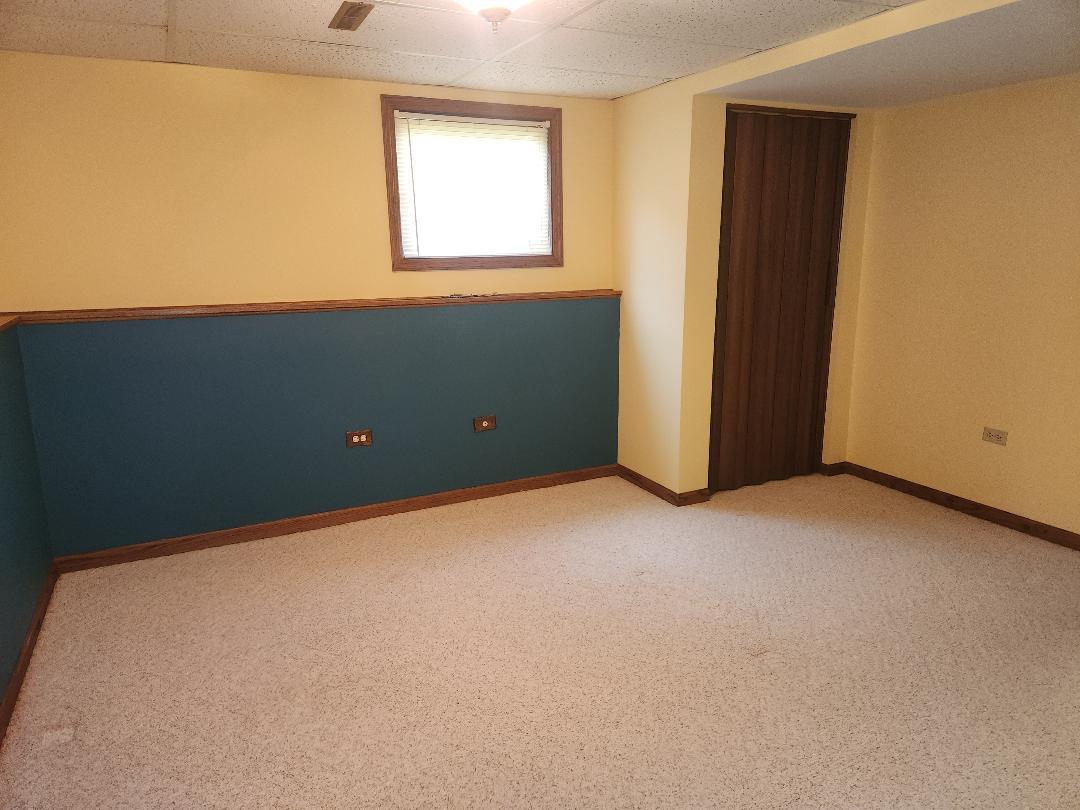 503 N GREEN Street, McHenry, IL 60050