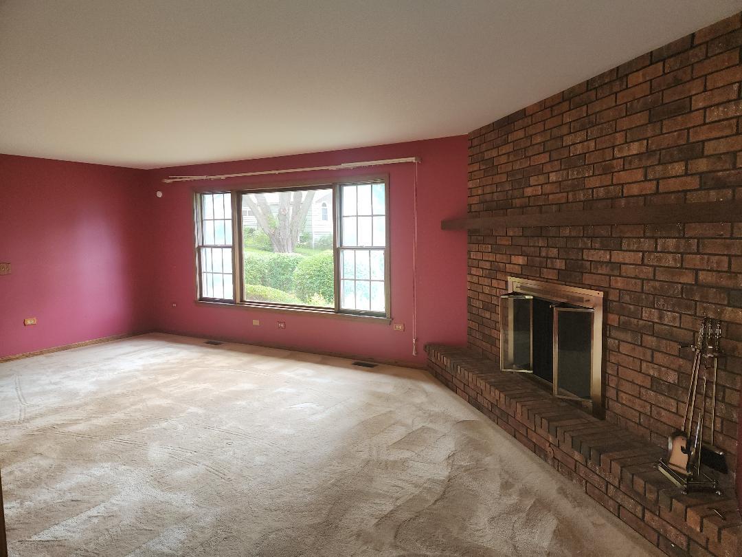 503 N GREEN Street, McHenry, IL 60050