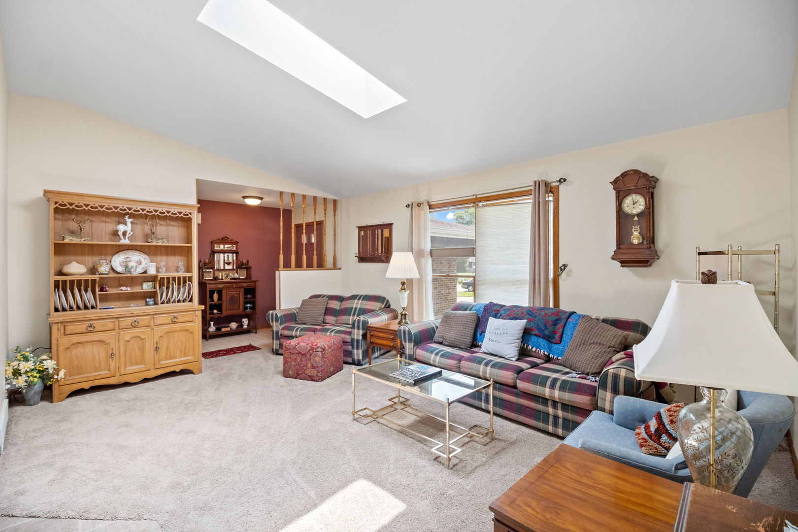1489 Lake Holiday Drive, Lake Holiday, IL 60548