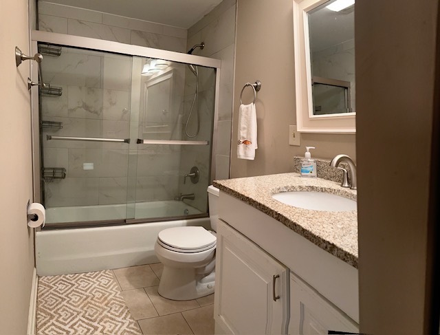 471 Raintree Court #1D, Glen Ellyn, IL 60137