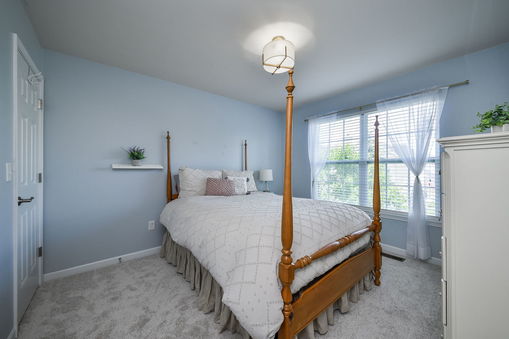 0N418 Eastwood Court, Geneva, IL 60134