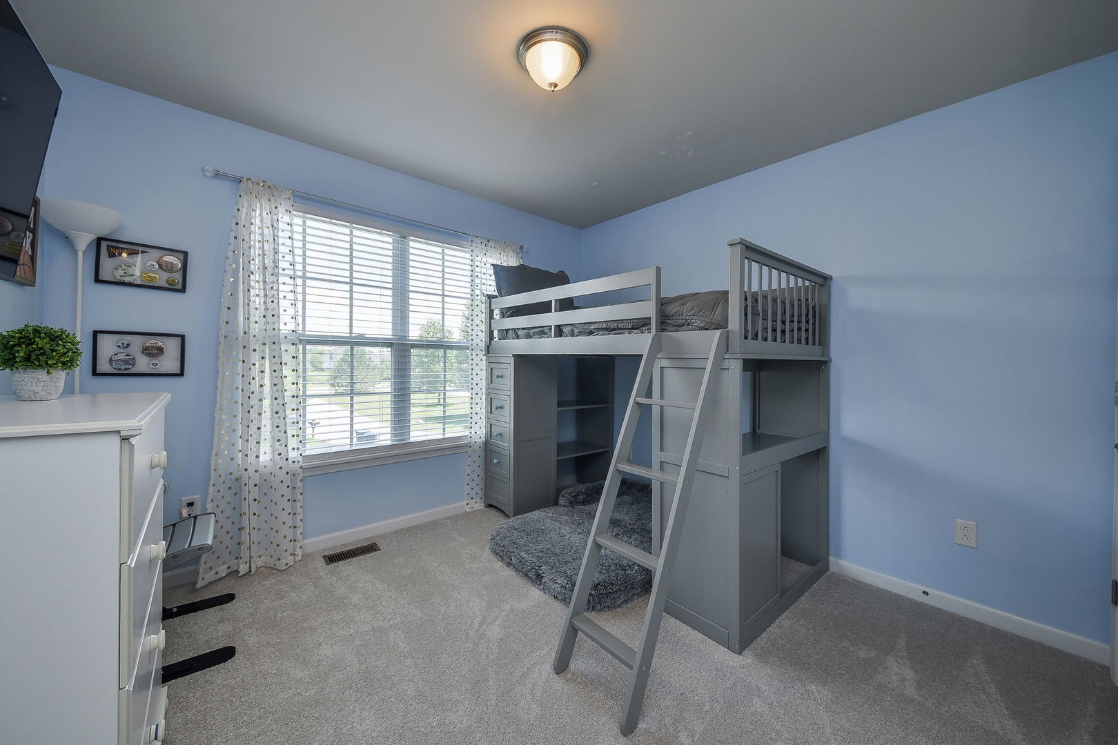 0N418 Eastwood Court, Geneva, IL 60134