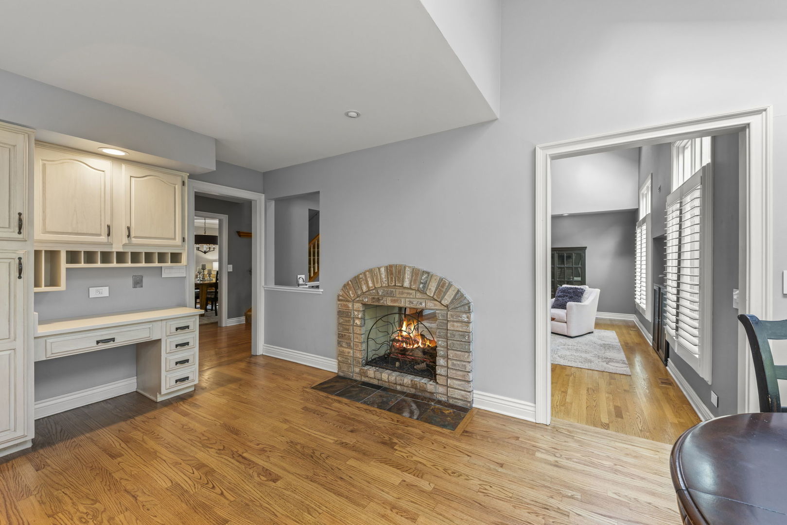 816 Spindletree Avenue, Naperville, IL 60565