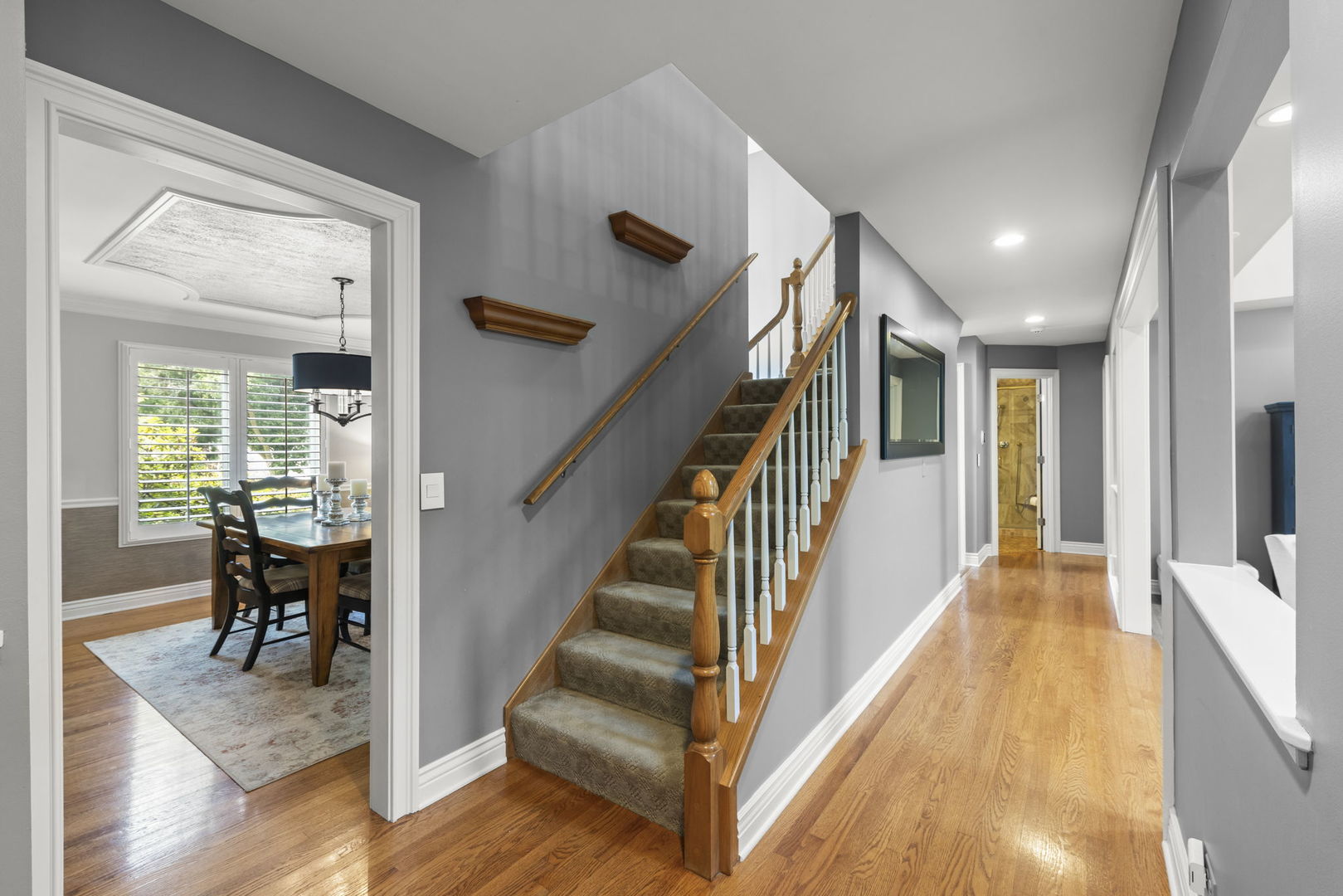 816 Spindletree Avenue, Naperville, IL 60565