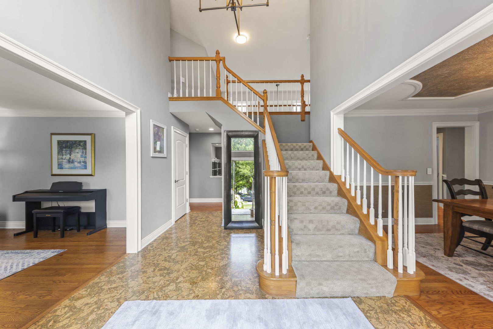 816 Spindletree Avenue, Naperville, IL 60565