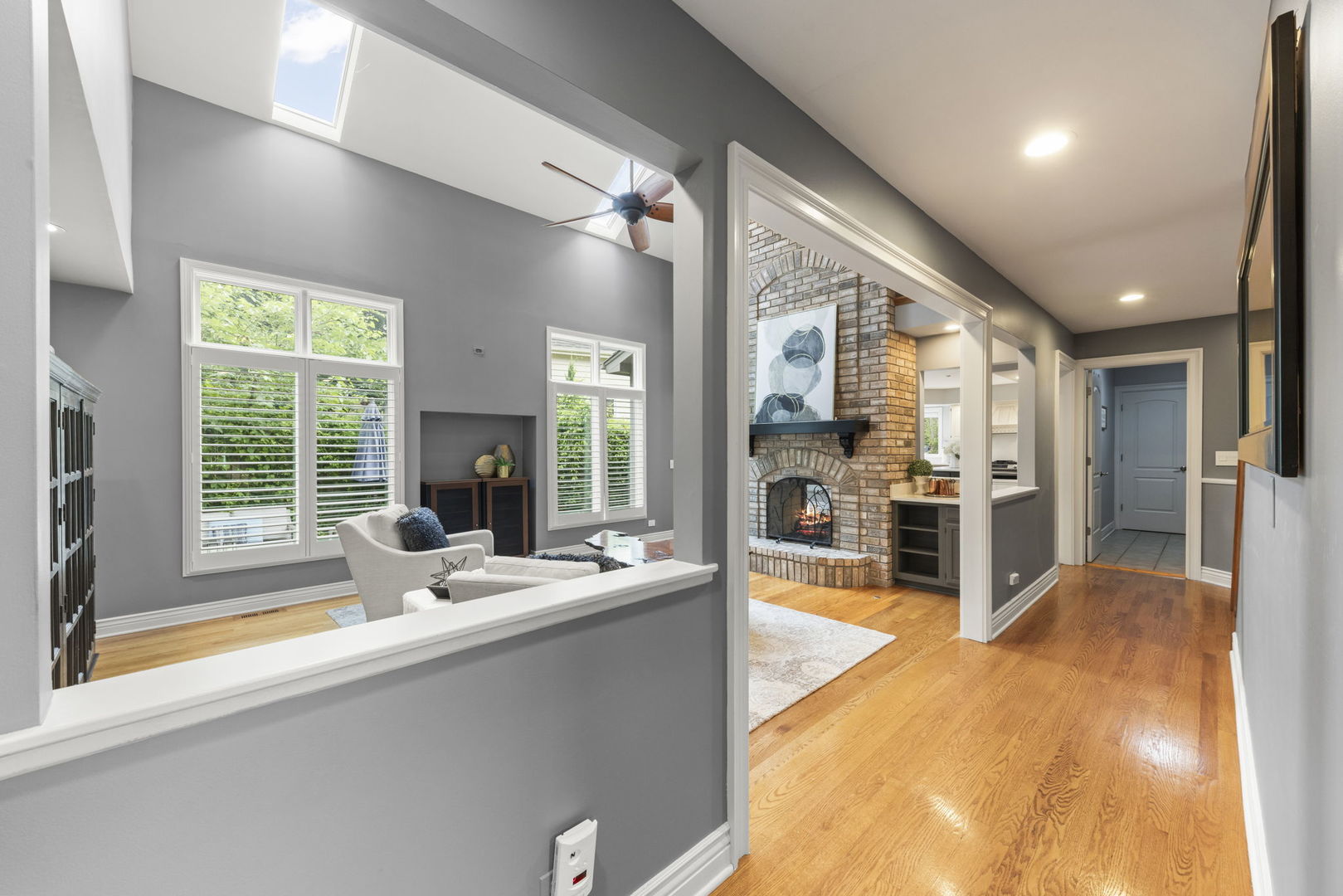 816 Spindletree Avenue, Naperville, IL 60565