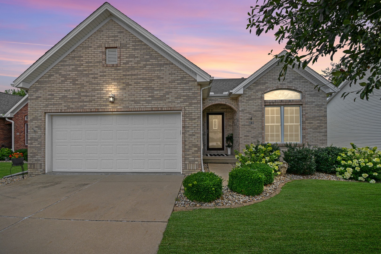 3 Crista Ann Court, Bloomington, IL 61704