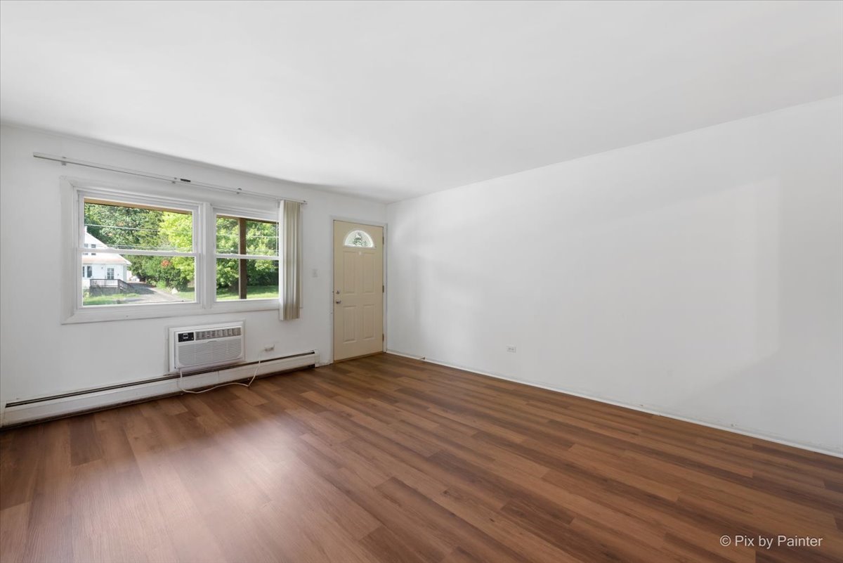 821 Bode Road #8, Elgin, IL 60120