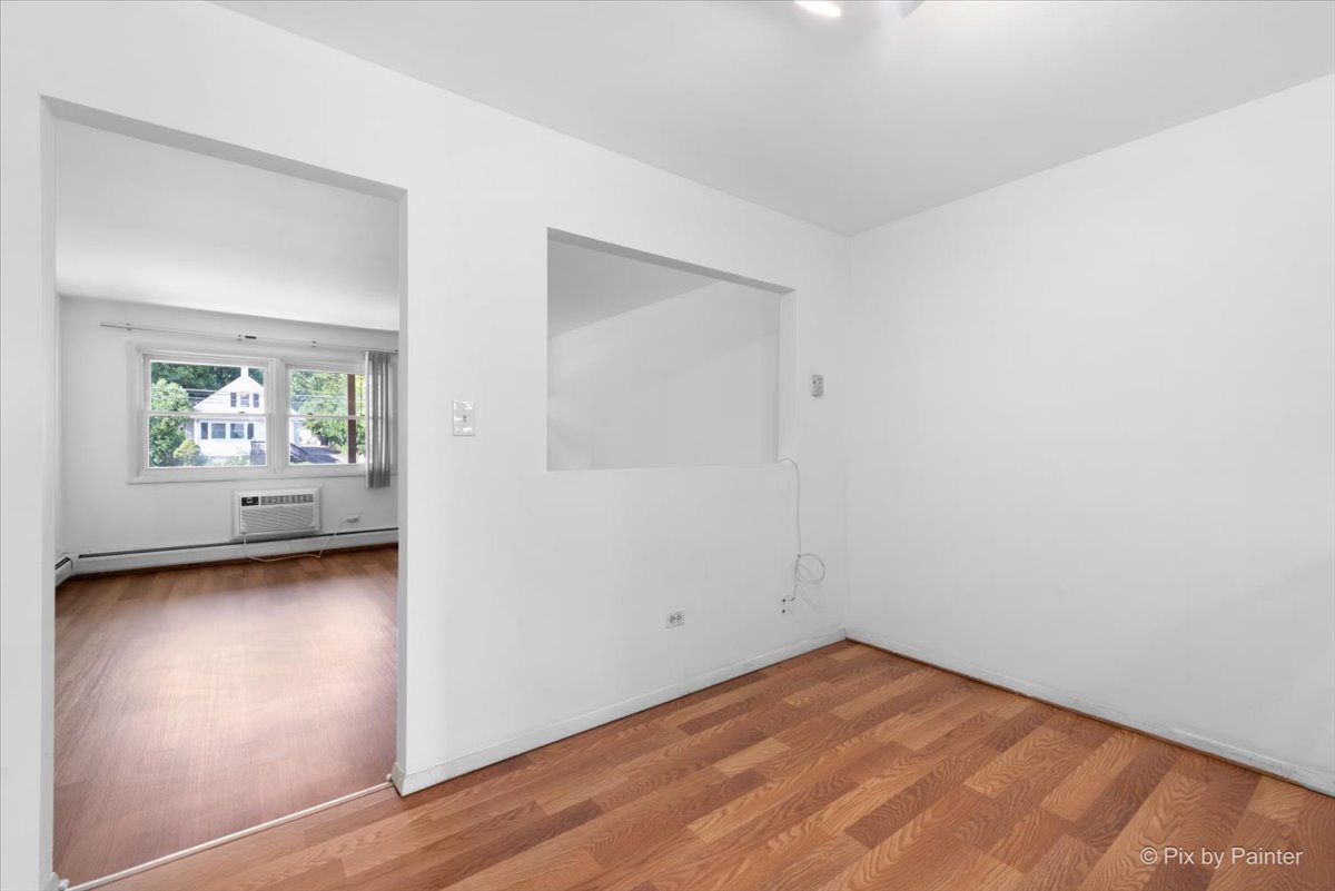 821 Bode Road #8, Elgin, IL 60120