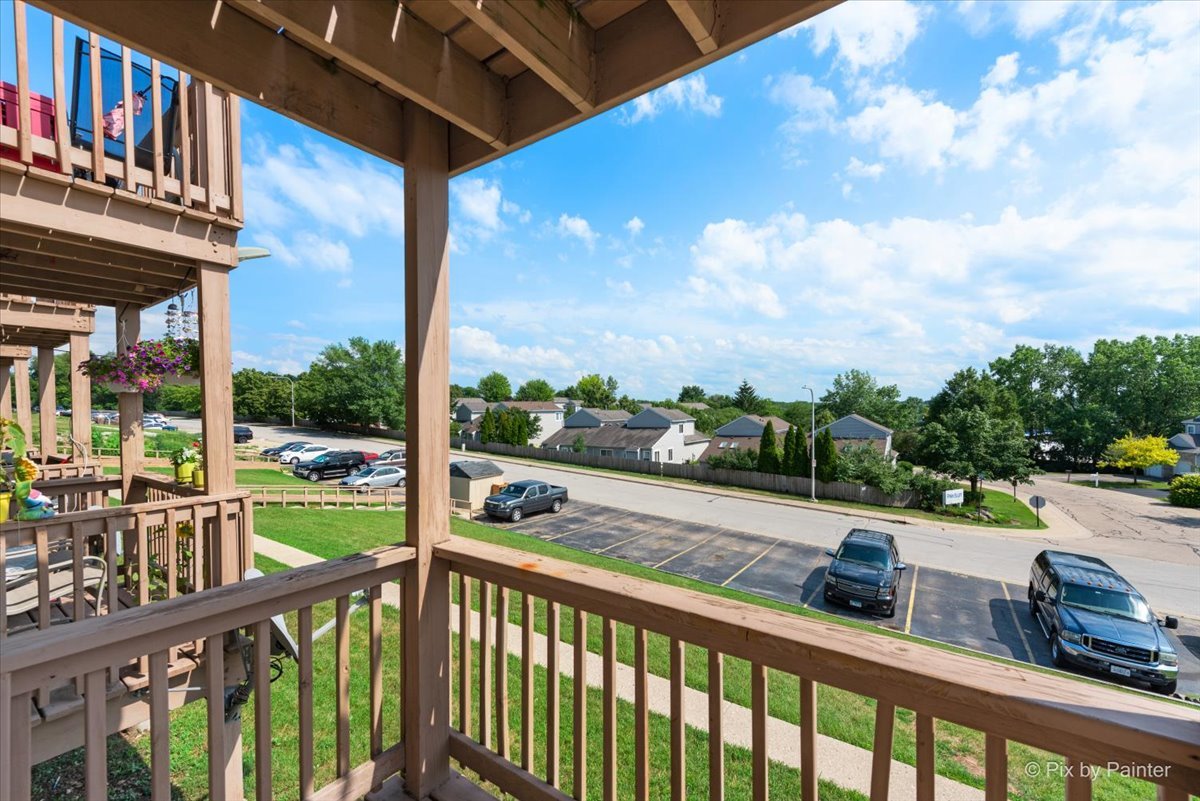 821 Bode Road #8, Elgin, IL 60120