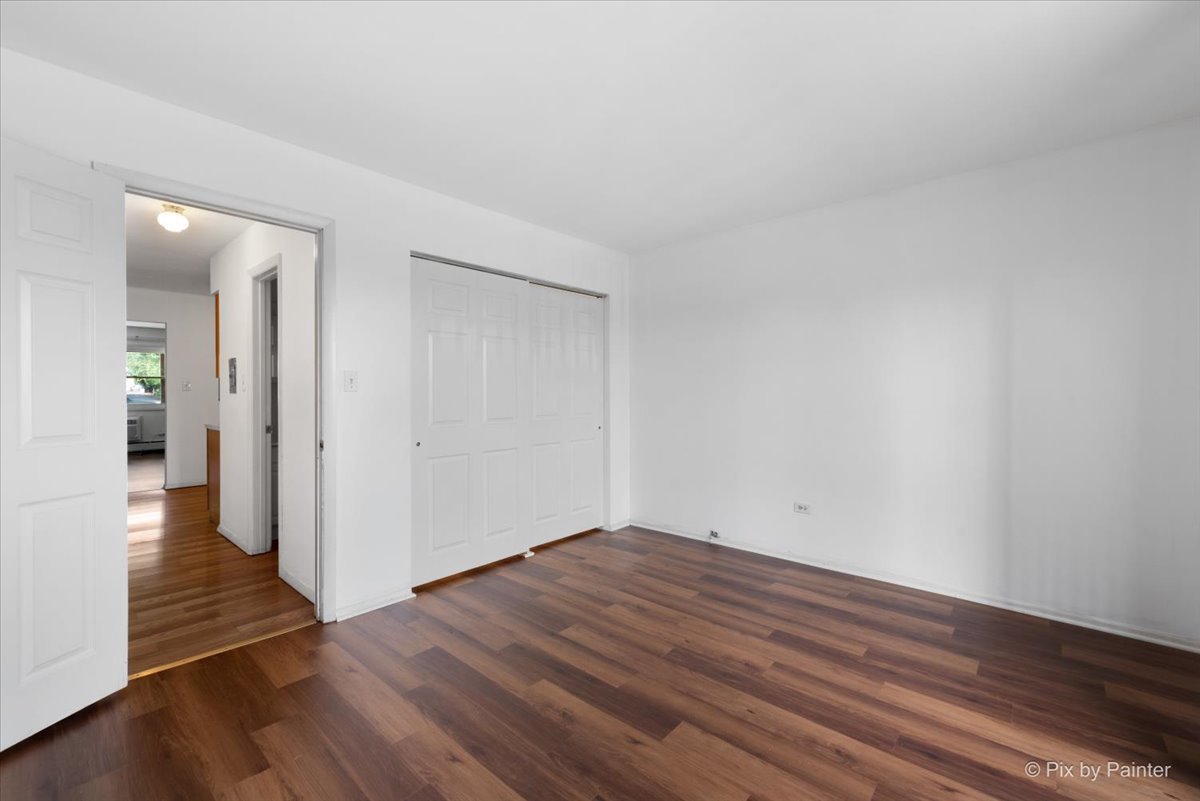 821 Bode Road #8, Elgin, IL 60120