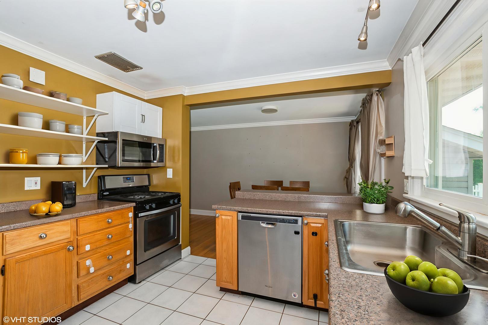 223 55th Street, Downers Grove, IL 60515