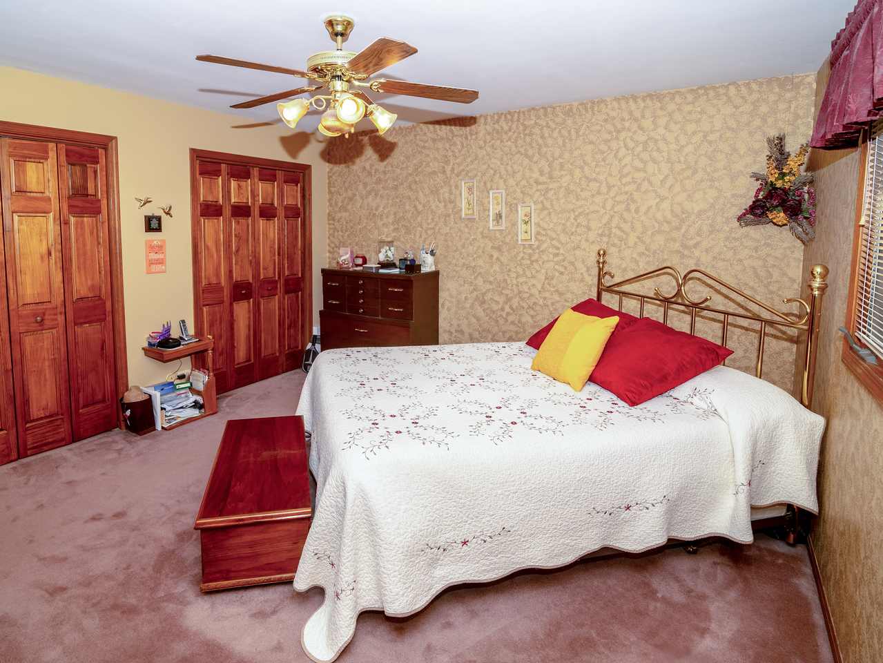 1N280 Morse Street, Carol Stream, IL 60188