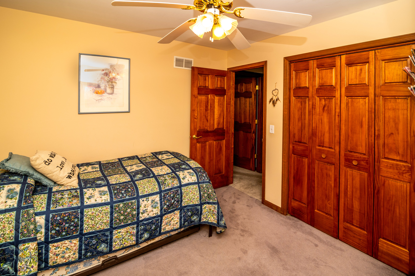 1N280 Morse Street, Carol Stream, IL 60188