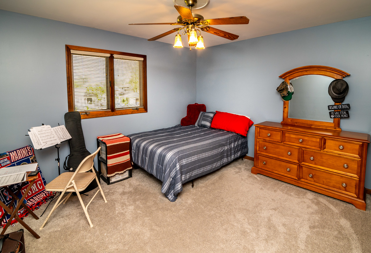 1N280 Morse Street, Carol Stream, IL 60188