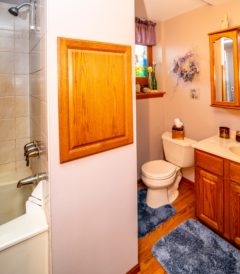 1N280 Morse Street, Carol Stream, IL 60188