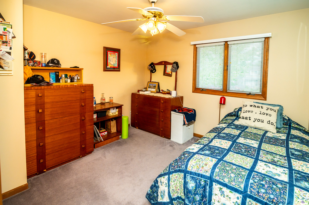 1N280 Morse Street, Carol Stream, IL 60188