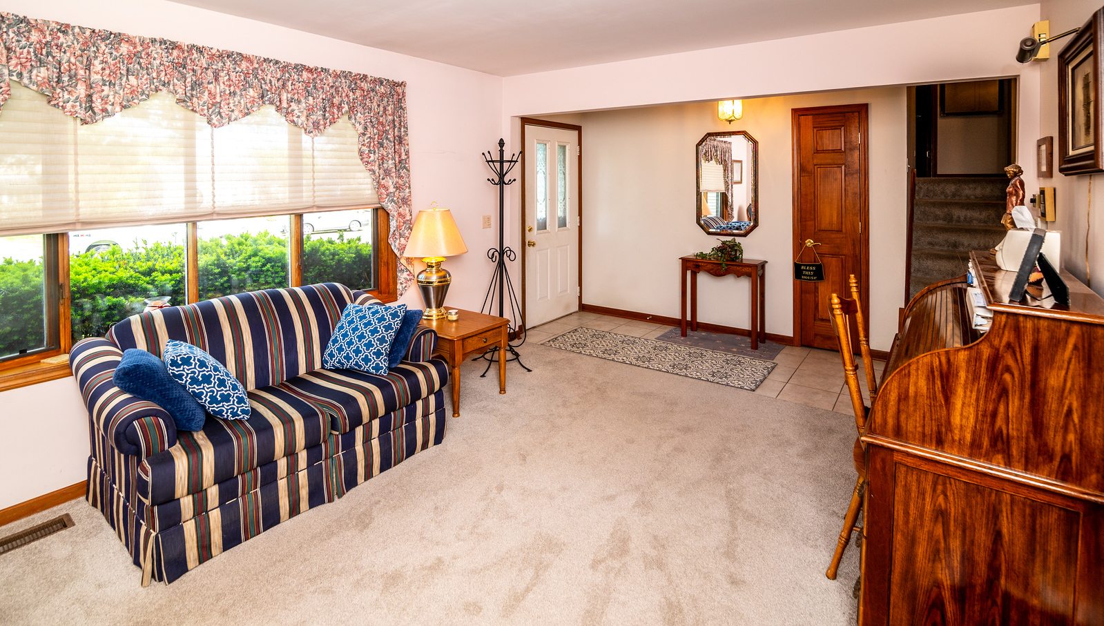 1N280 Morse Street, Carol Stream, IL 60188