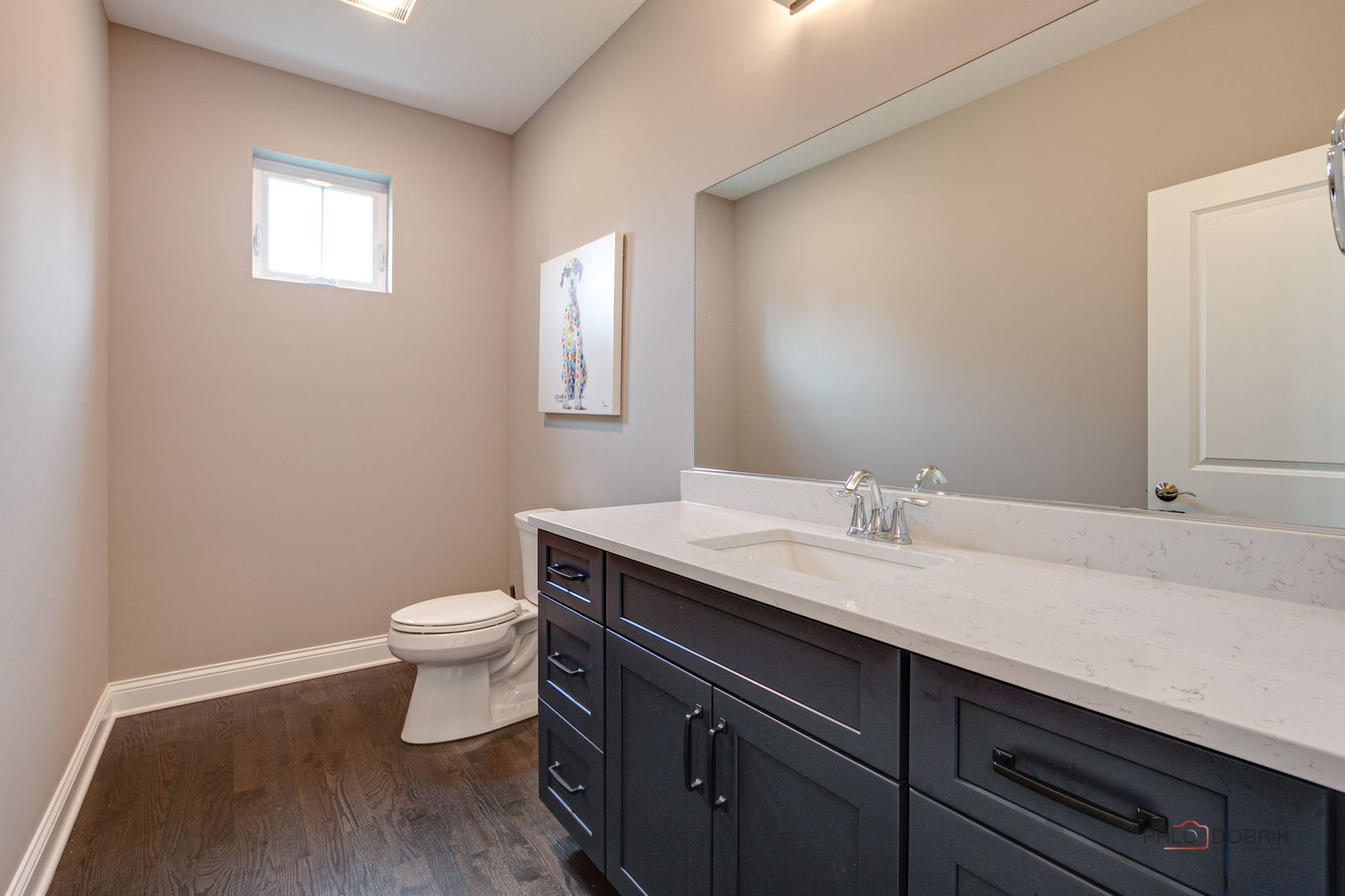 1945 N Lake Charles Drive, Vernon Hills, IL 60061