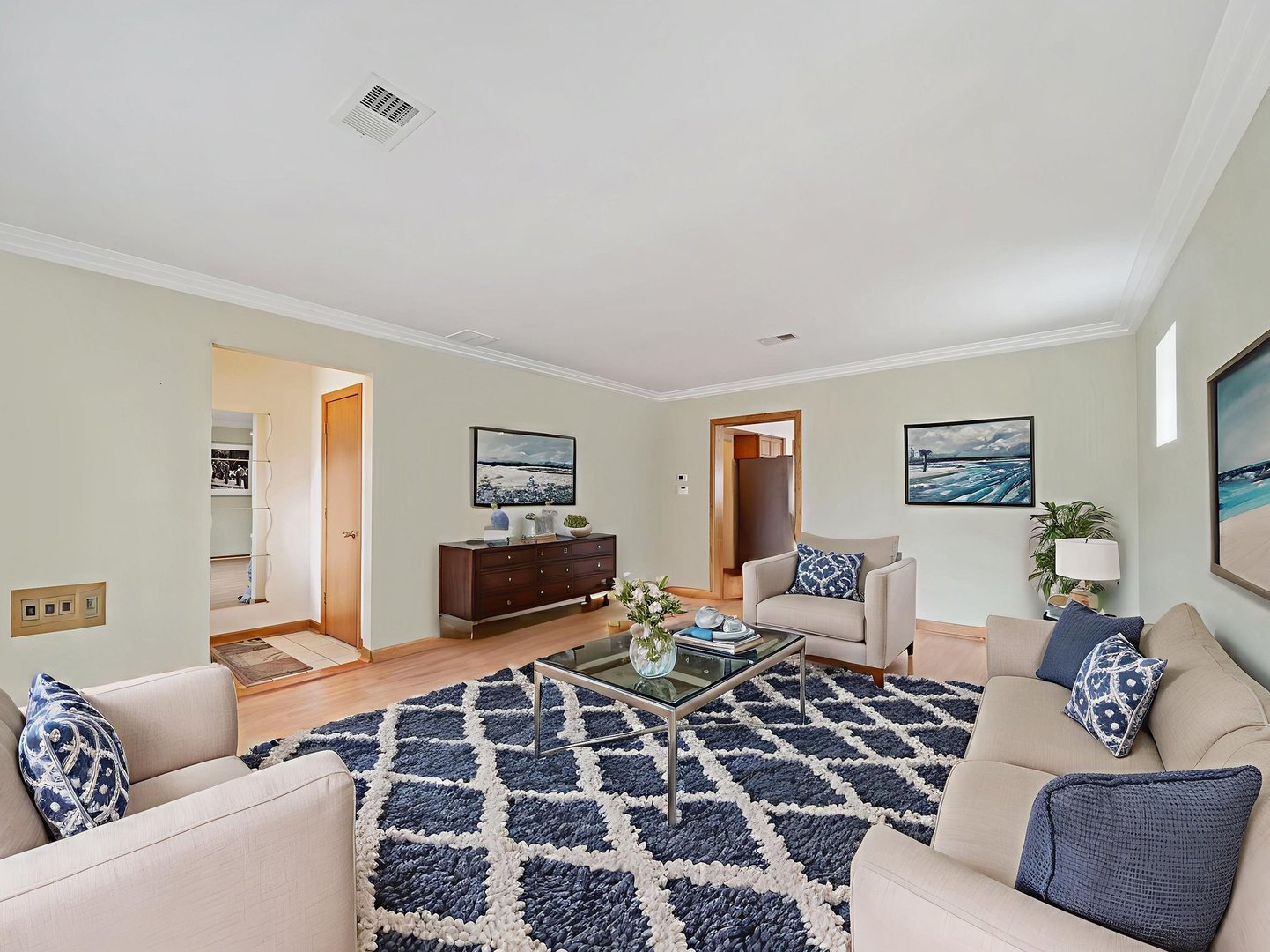 1865 Buckingham Avenue, Westchester, IL 60154