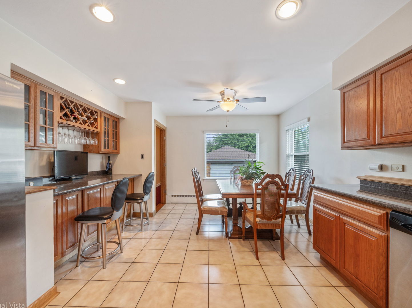 1865 Buckingham Avenue, Westchester, IL 60154