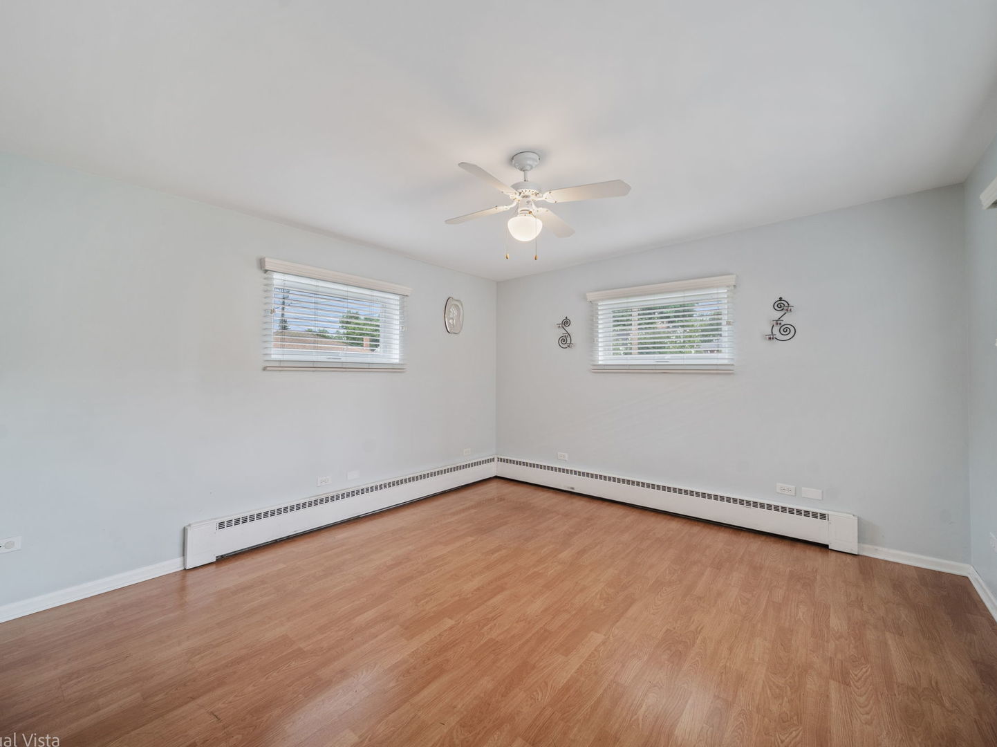 1865 Buckingham Avenue, Westchester, IL 60154