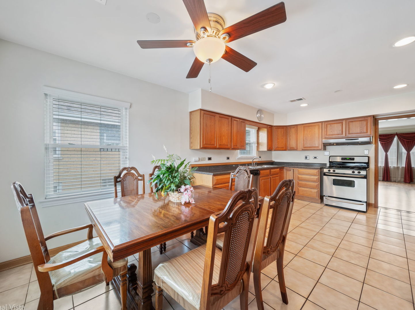 1865 Buckingham Avenue, Westchester, IL 60154