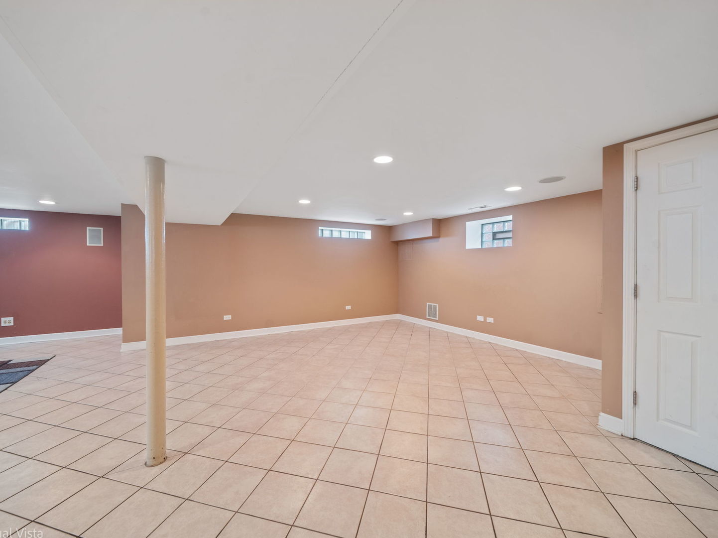1865 Buckingham Avenue, Westchester, IL 60154
