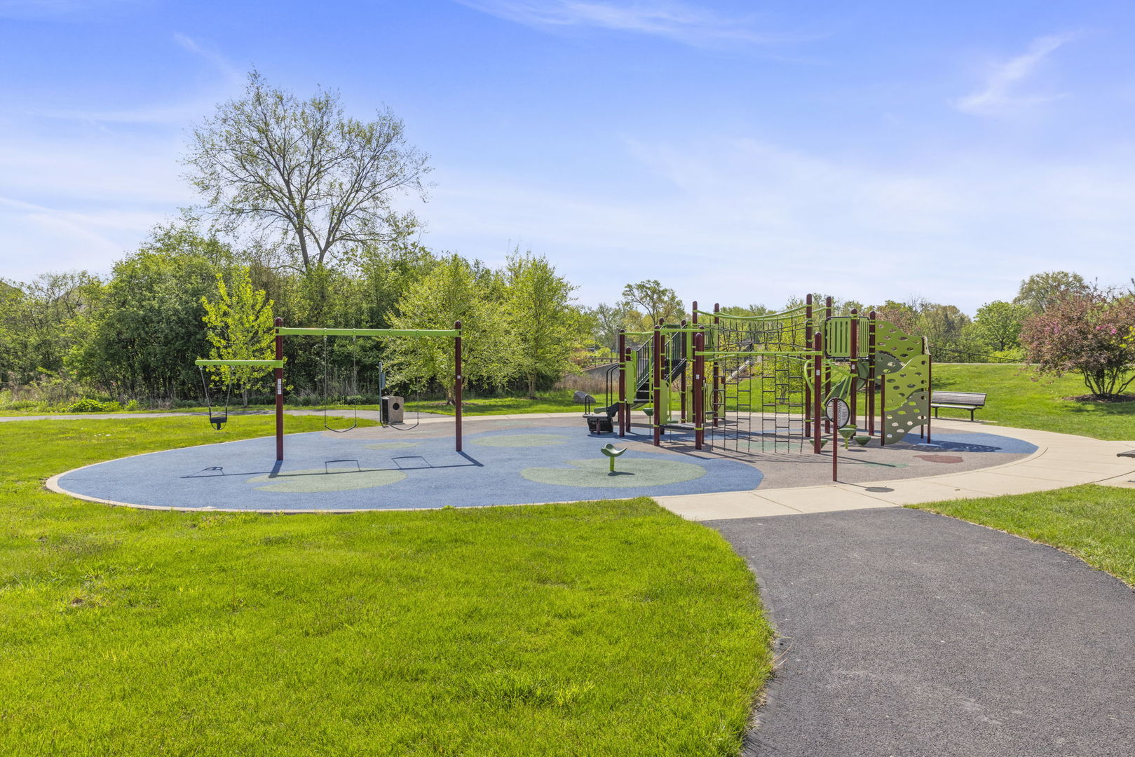 27w120 Timber Creek Drive, Winfield, IL 60190