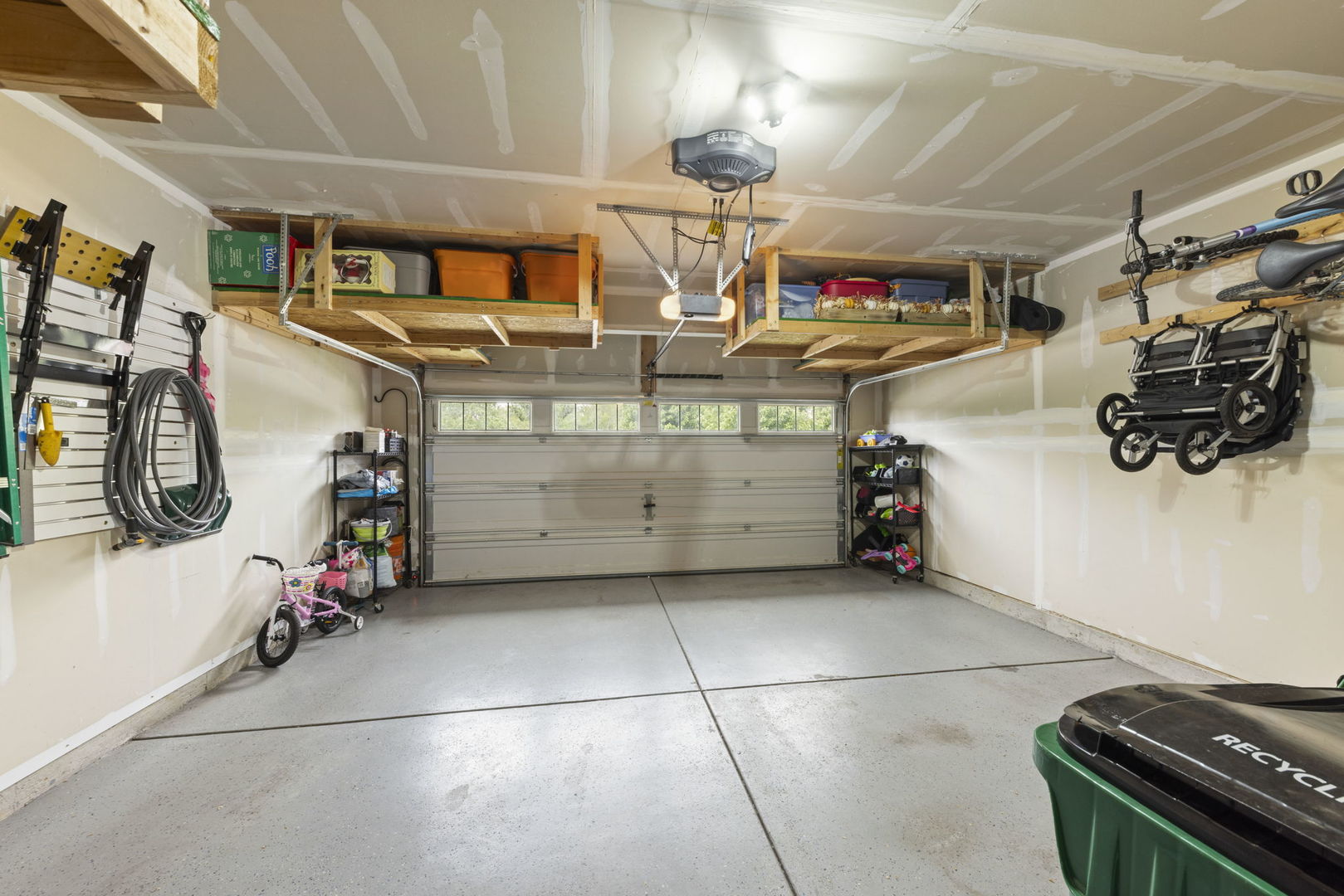 27w120 Timber Creek Drive, Winfield, IL 60190