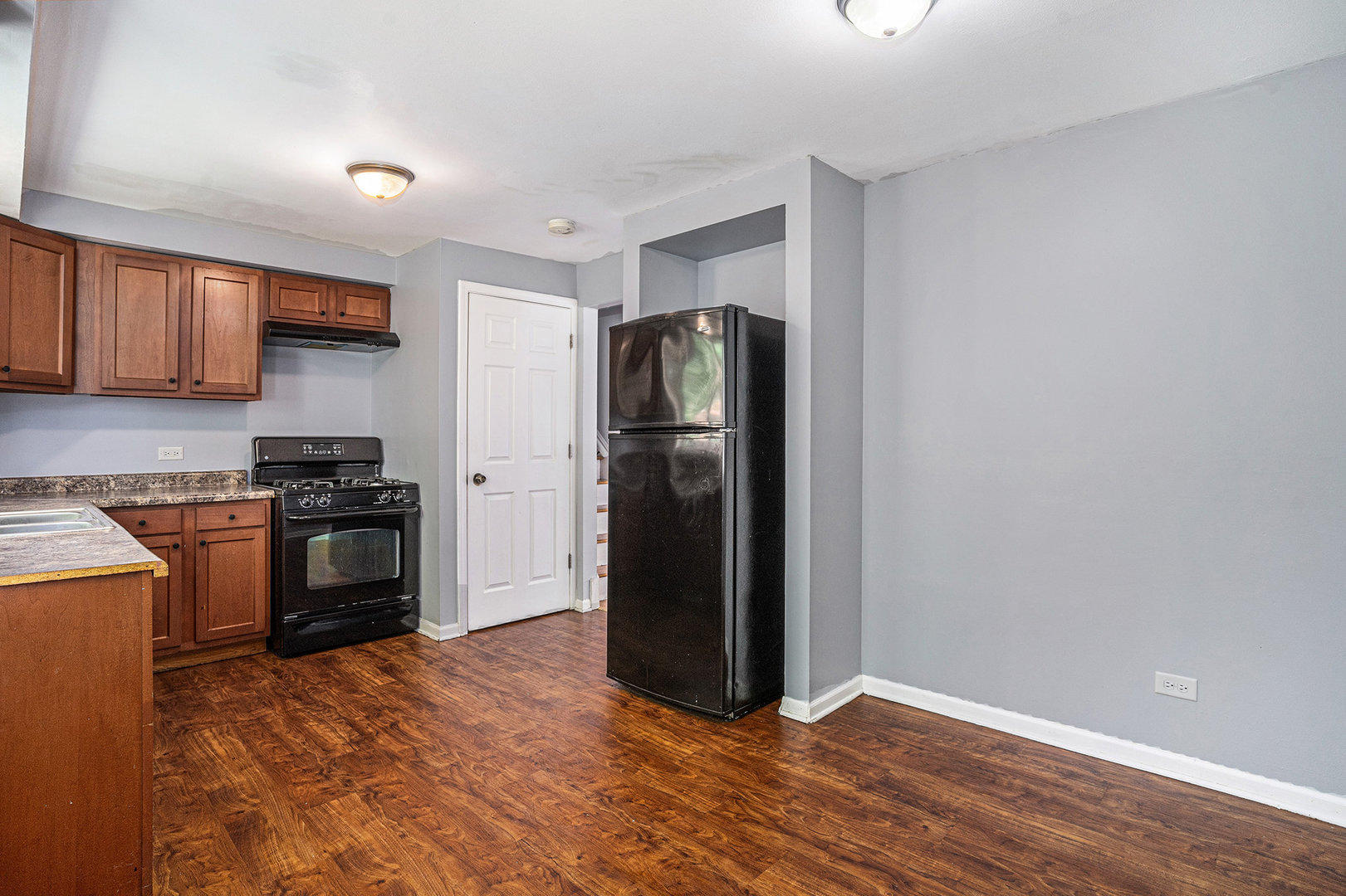 13947 S Saginaw Avenue, Burnham, IL 60633