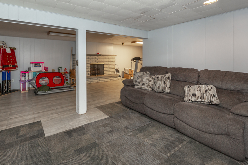616 W 6th Street, Belvidere, IL 61008