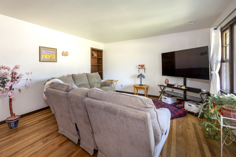 616 W 6th Street, Belvidere, IL 61008