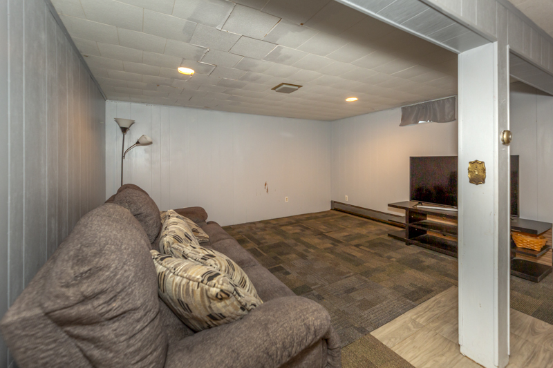 616 W 6th Street, Belvidere, IL 61008