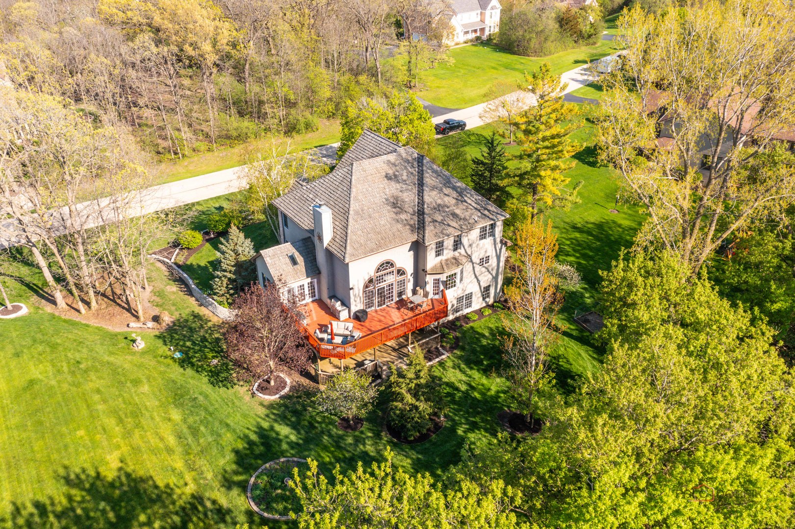 17 ARROWWOOD Drive, Hawthorn Woods, IL 60047