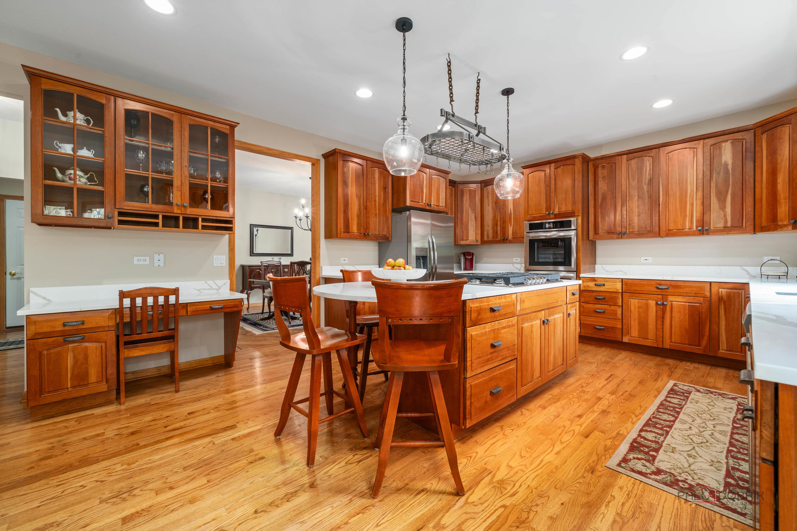 17 ARROWWOOD Drive, Hawthorn Woods, IL 60047