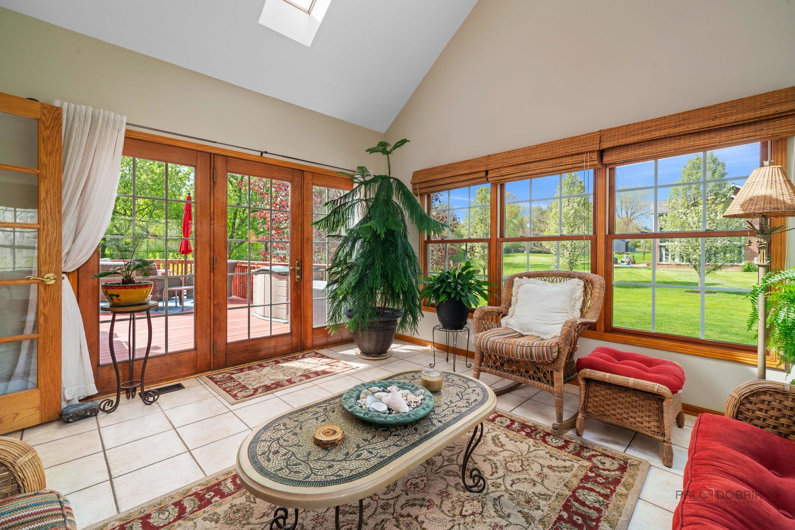 17 ARROWWOOD Drive, Hawthorn Woods, IL 60047