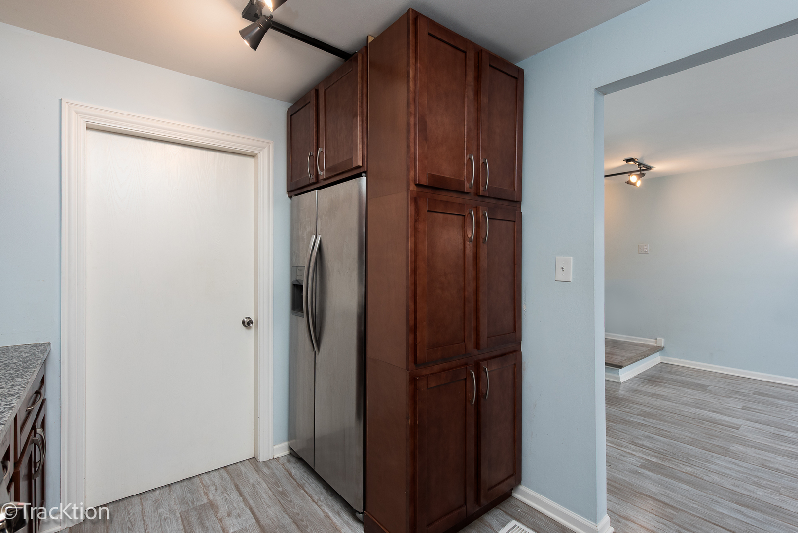 5825 Doe Circle #5825, Westmont, IL 60559