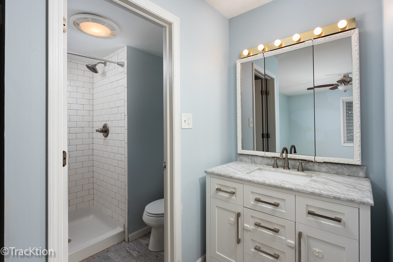 5825 Doe Circle #5825, Westmont, IL 60559