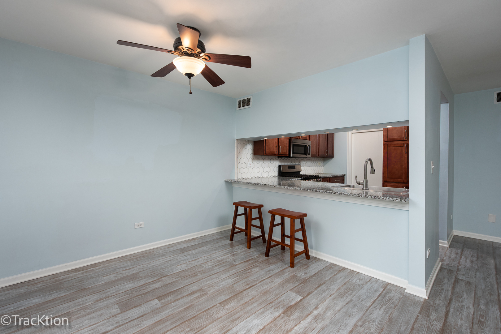 5825 Doe Circle #5825, Westmont, IL 60559