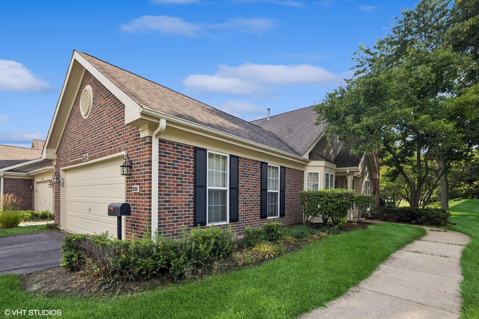 639 Clover Hill Lane, Elk Grove Village, IL 60007