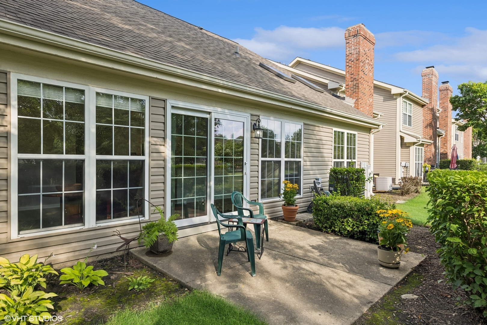 639 Clover Hill Lane, Elk Grove Village, IL 60007