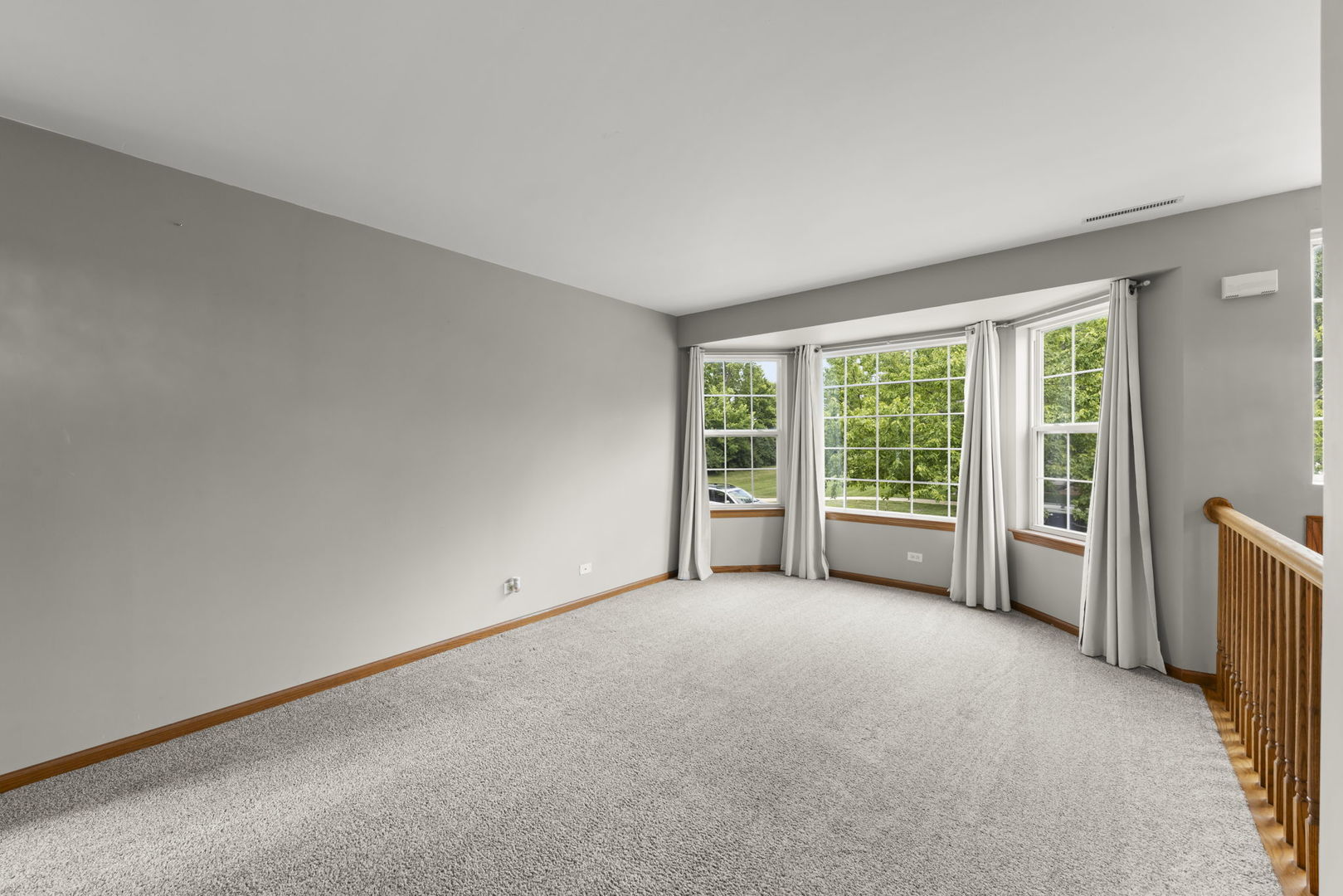 1208 Fox Hill Lane, North Aurora, IL 60542