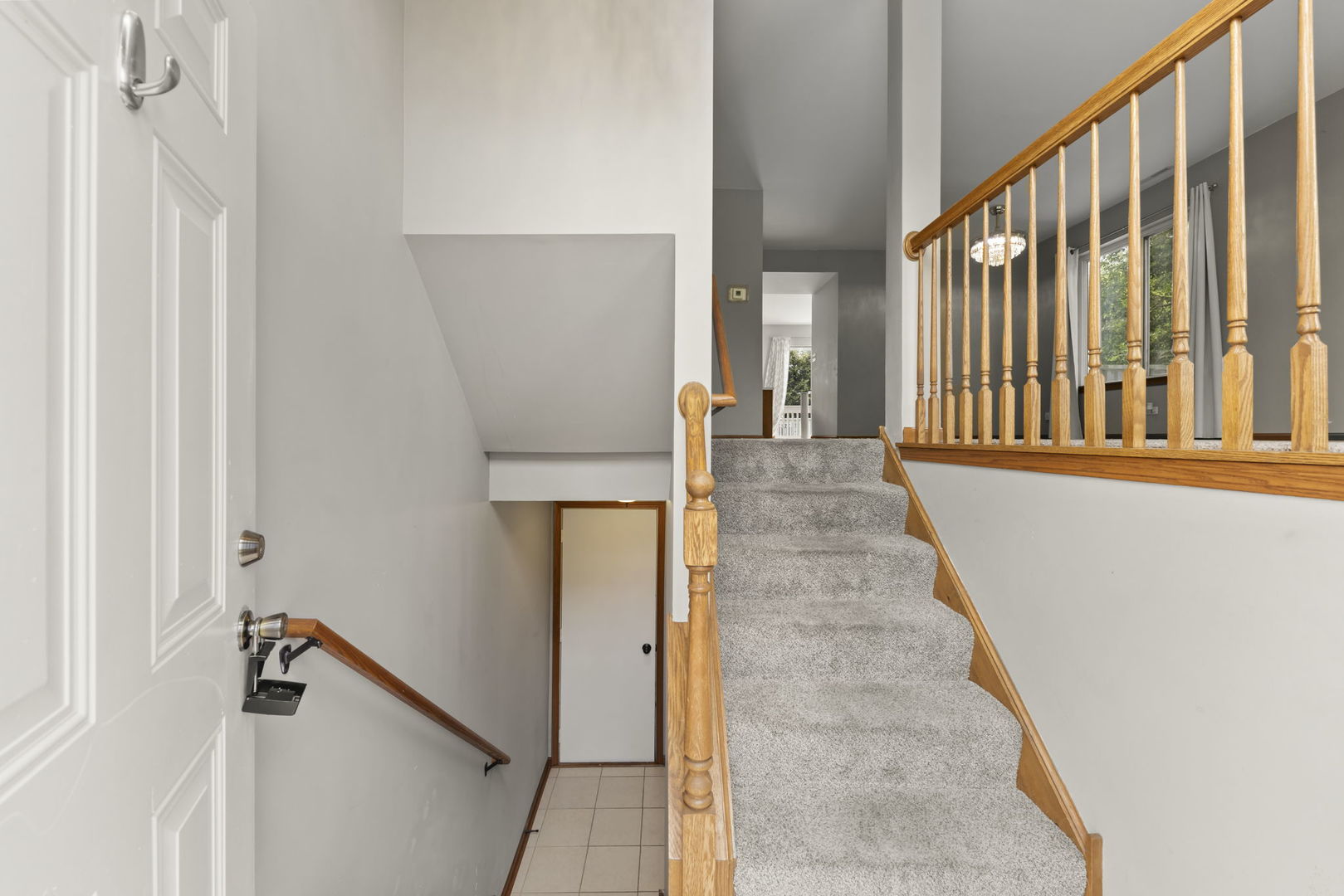 1208 Fox Hill Lane, North Aurora, IL 60542