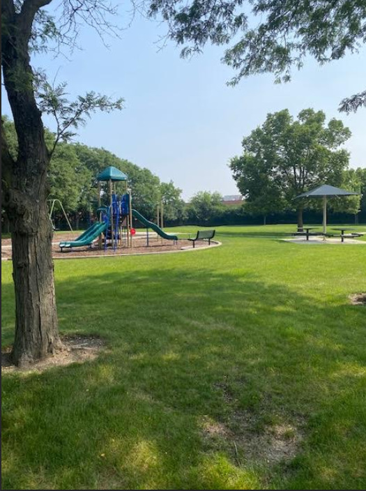 6340 AMERICANA Drive #1009, Willowbrook, IL 60527